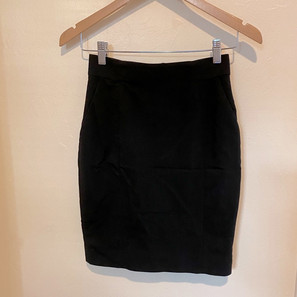H&M Black pencil skirt